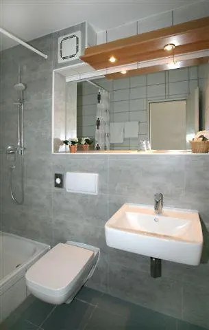 Lindenstrasse Gasthuis 2*